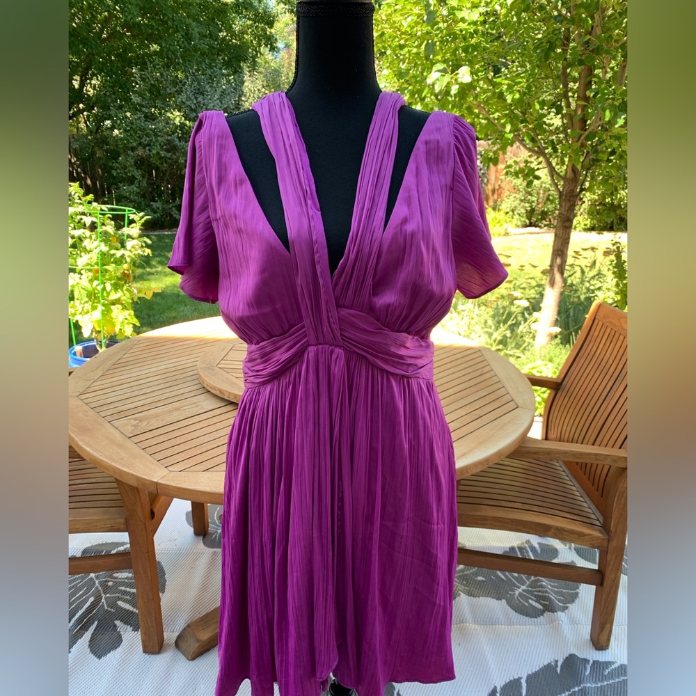 Anthropologie Magenta/Purple Pleated V-Neck Short Sleeve Dress